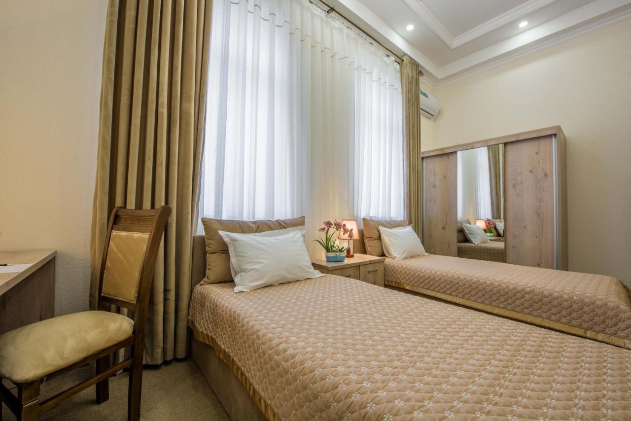 Huzur Hotel Tashkent Exterior photo